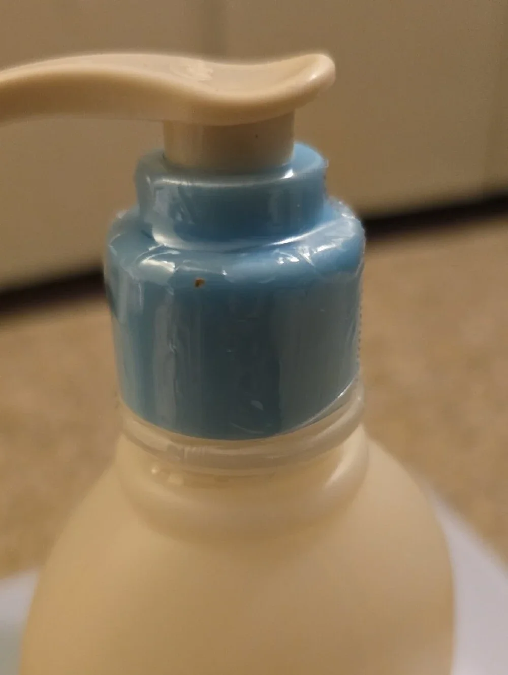 Aveeno Baby Daily Moisture Wash & Shampoo - Light Blue
